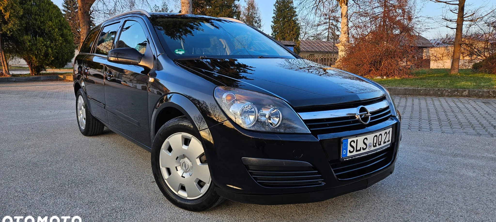 Opel Astra cena 14500 przebieg: 178960, rok produkcji 2007 z Szczebrzeszyn małe 137